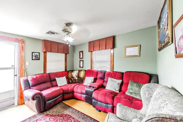 $139,000 | 921 Caroline Street, Unit 2S, Thibodaux, LA 70301