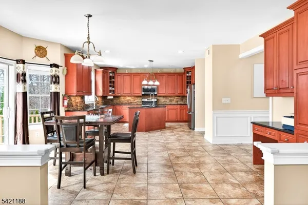 $899,900 | 6 Hunter Drive, Budd Lake, NJ 07828