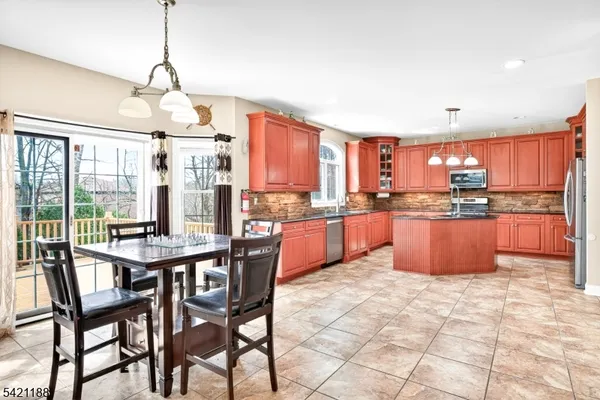 $899,900 | 6 Hunter Drive, Budd Lake, NJ 07828