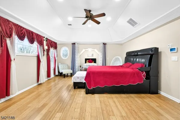 $899,900 | 6 Hunter Drive, Budd Lake, NJ 07828
