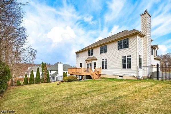 $899,900 | 6 Hunter Drive, Budd Lake, NJ 07828