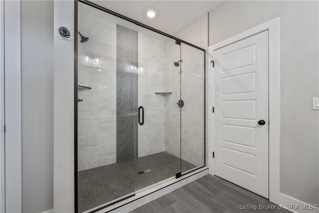 1719 Champions Pointe Parkway Henryville, IN 47126 - Photo 11 of 31