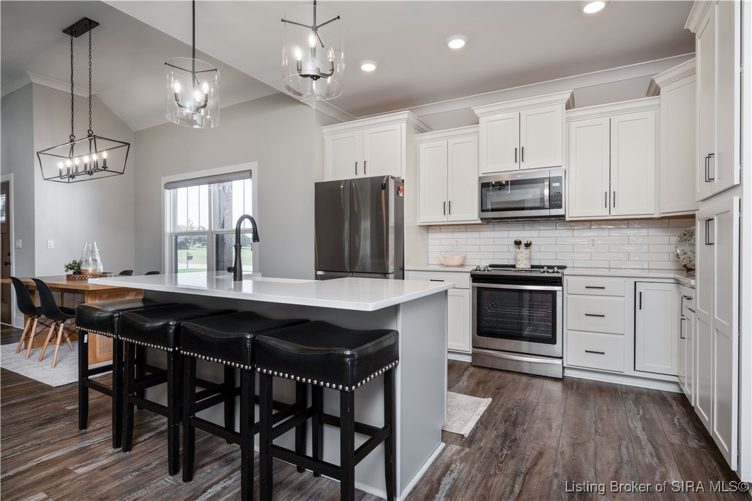 1719 Champions Pointe Parkway Henryville, IN 47126 - Photo 14 of 31