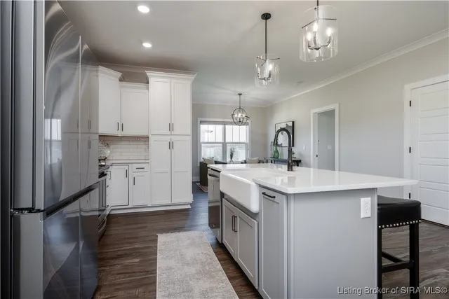 $499,900 | 1719 Champions Pointe Parkway, Henryville, IN 47126