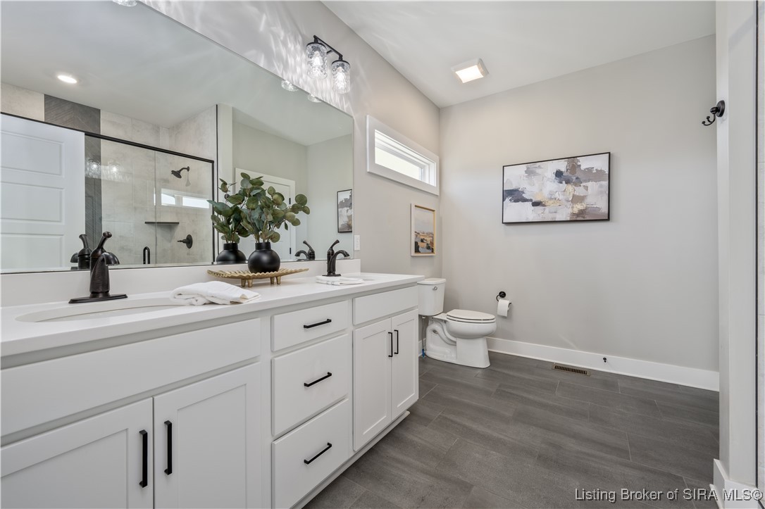 1719 Champions Pointe Parkway Henryville, IN 47126 - Photo 10 of 31