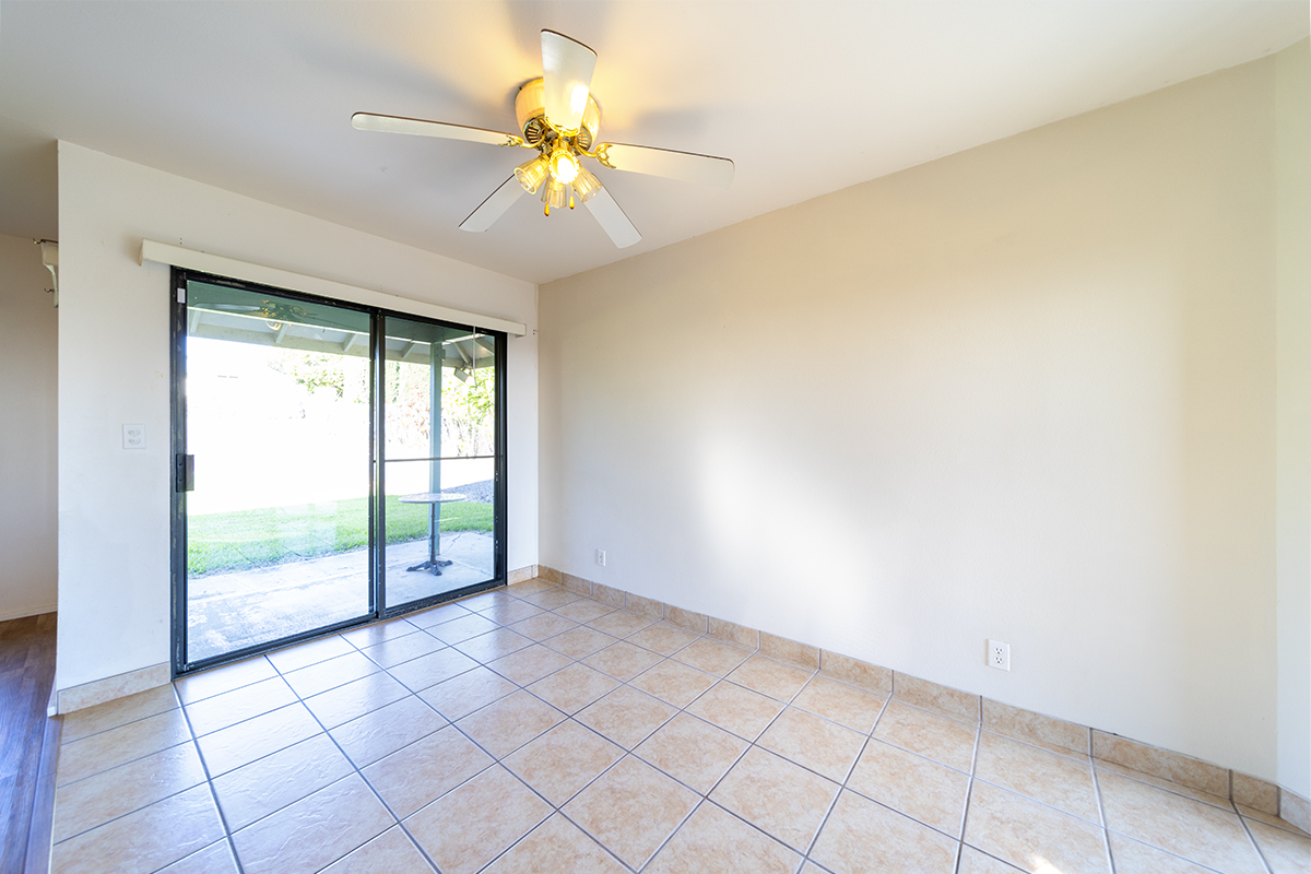 20 Naniakea Street Hilo, HI 96720 - Photo 5 of 29 a view of an empty room with a window
