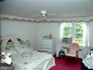 6815 Radbourne Road Upper Darby, PA 19082 - Photo 5 of 6