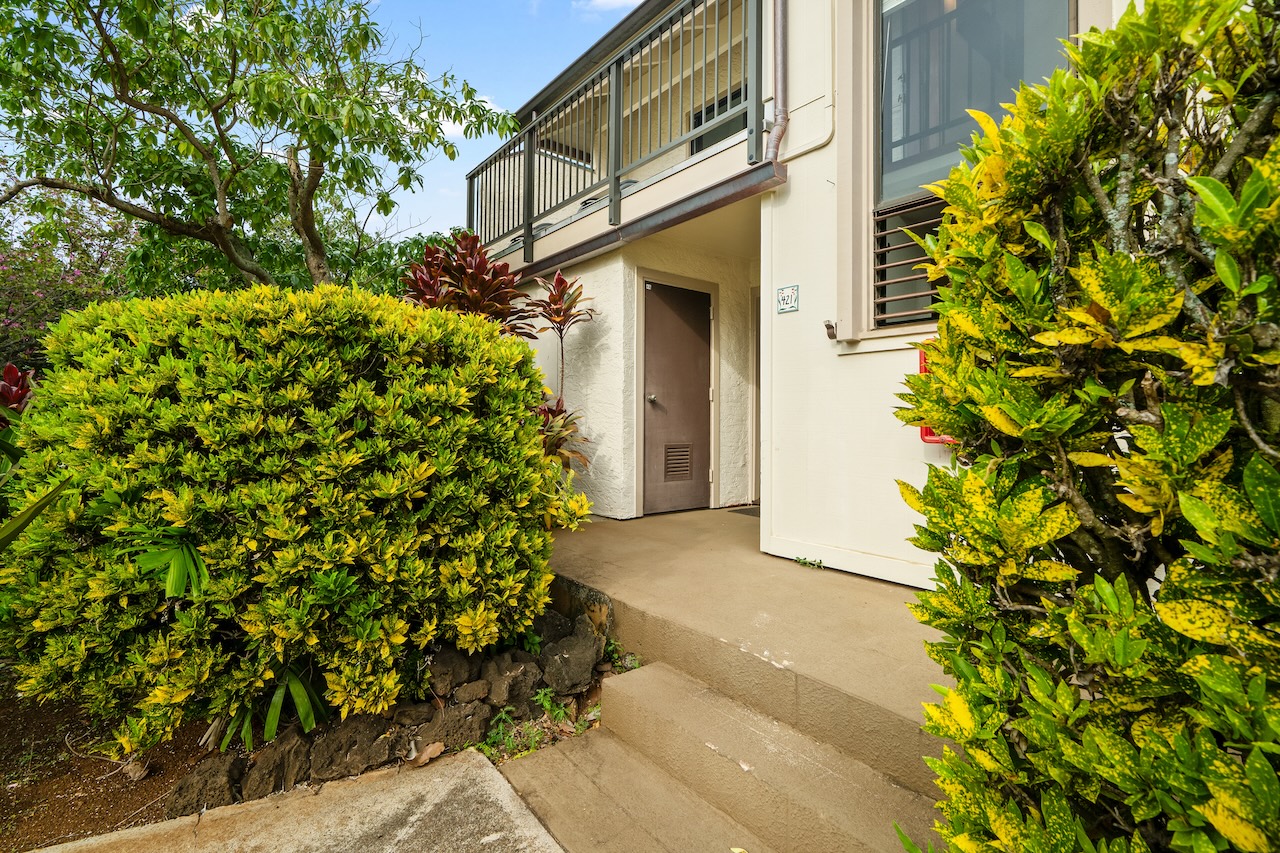 1901 Poipu Road, Unit 421 Koloa, HI 96756 - Photo 24 of 26 front view of a house