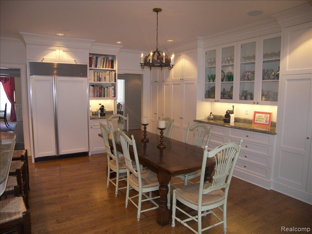 578 Rudgate Road Bloomfield Hills, MI 48304 - Photo 12 of 25 Breakfast Area