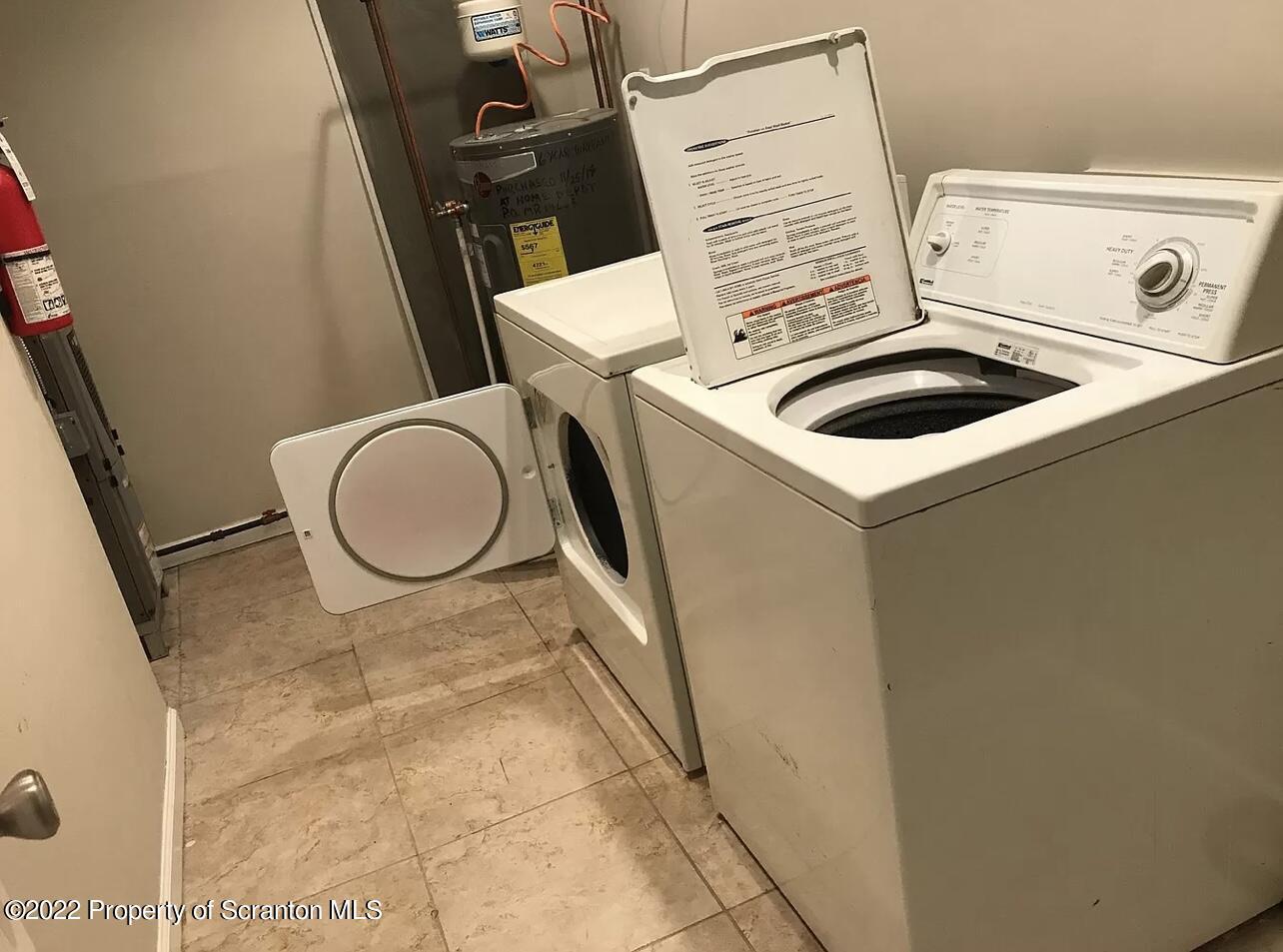 436 Larch Street, Unit 2 Scranton, PA 18509 - Photo 10 of 11 a view of bathroom