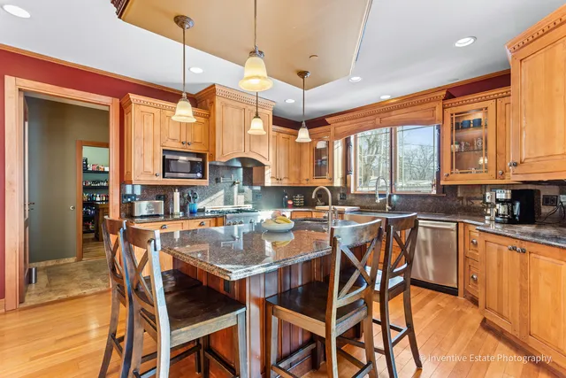 $789,000 | 1707 West Lincoln Street, Mount Prospect, IL 60056