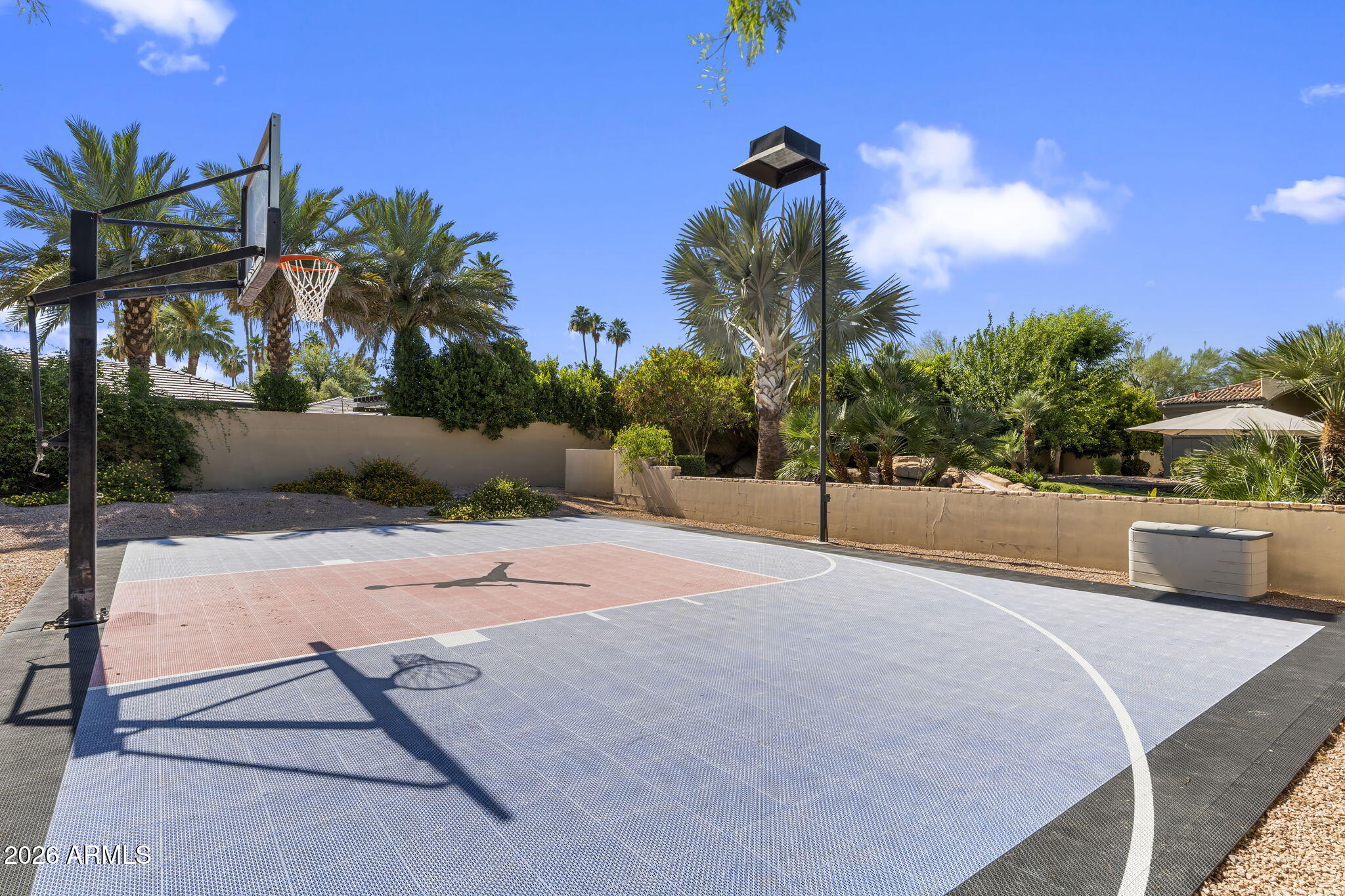 6427 East Horseshoe Road Paradise Valley, AZ 85253 - Photo 4 of 93 Basketball Court