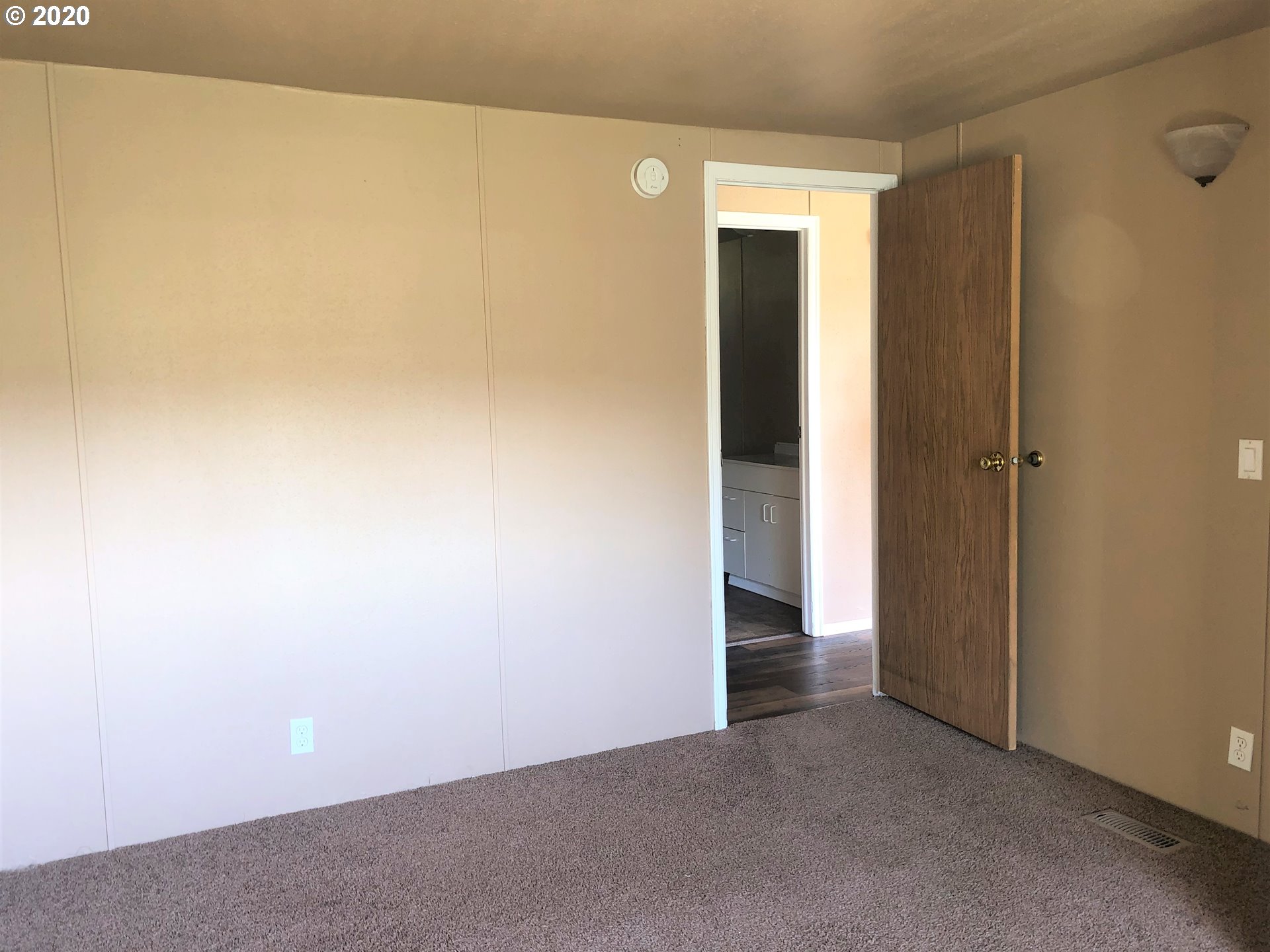 1209 Hayhurst Road Yoncalla, OR 97499 - Photo 14 of 27 Gallery Image 14