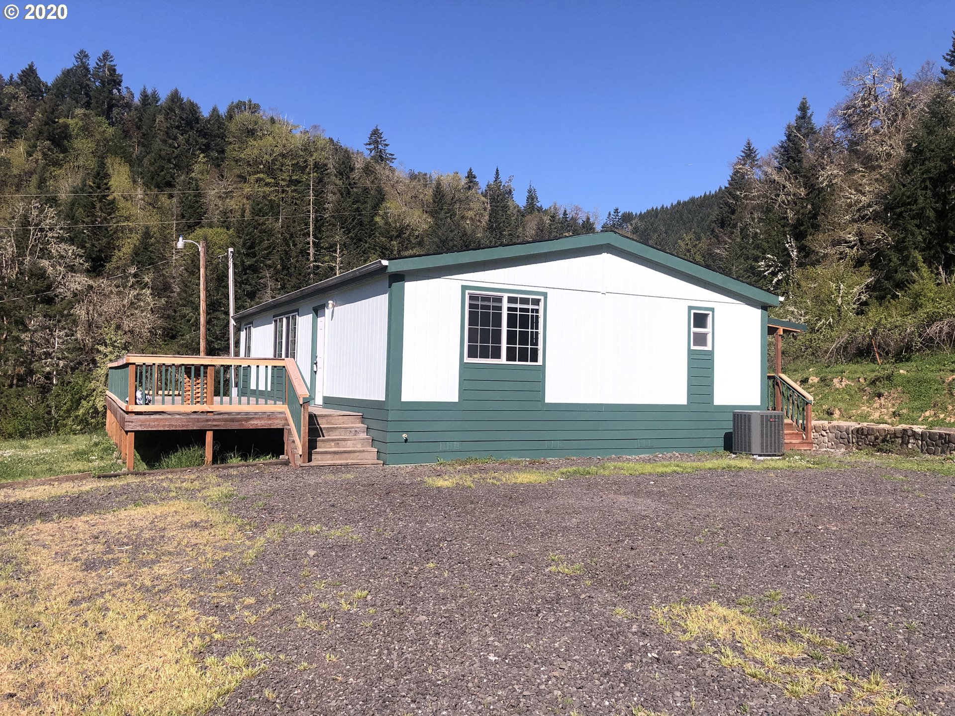 1209 Hayhurst Road Yoncalla, OR 97499 - Photo 23 of 27 Gallery Image 23