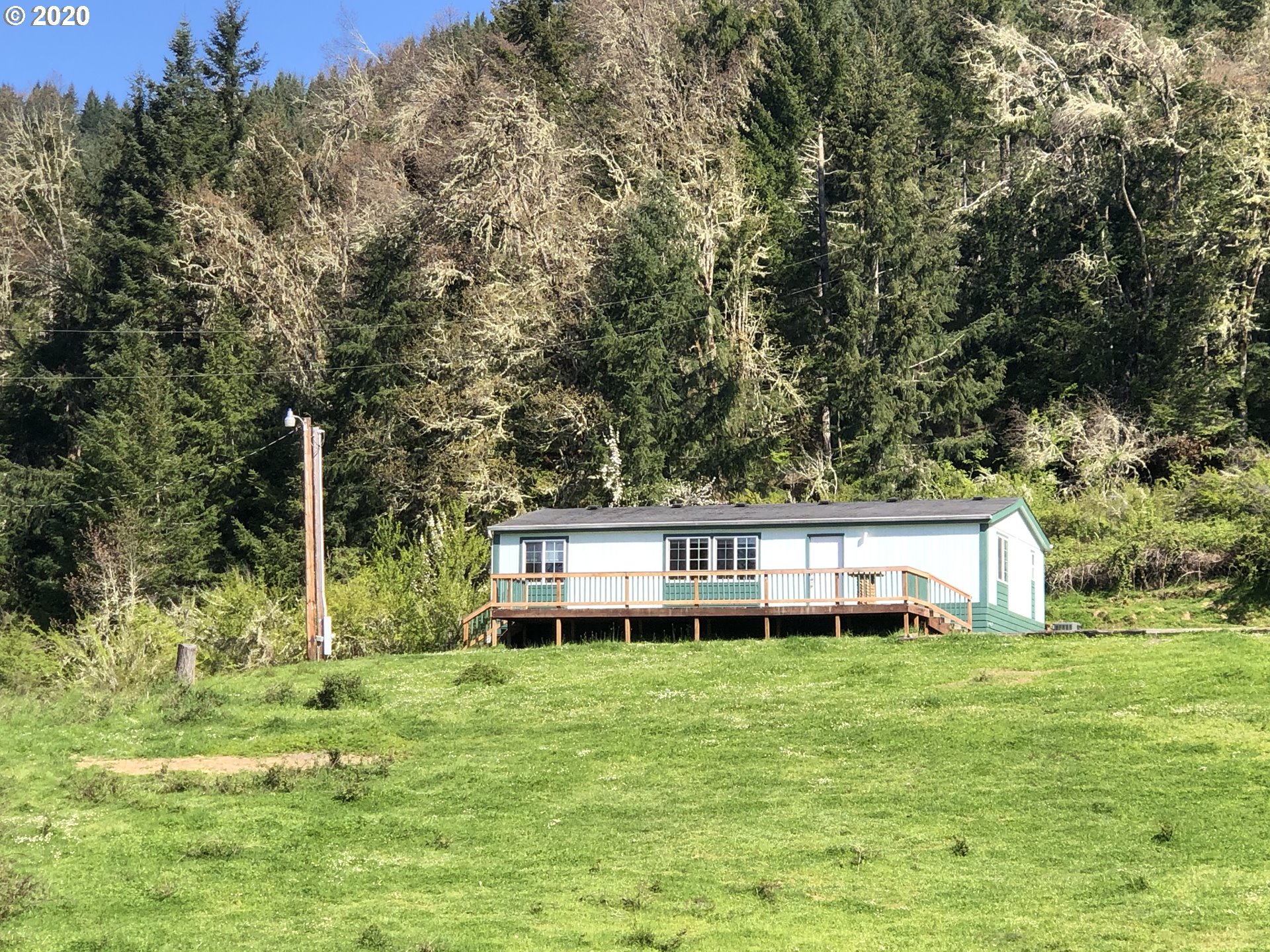 1209 Hayhurst Road Yoncalla, OR 97499 - Photo 9 of 27 Gallery Image 9