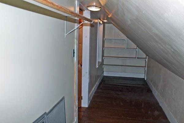 859 Greenfield Road Leyden, MA 01337 - Photo 31 of 42 a view of entryway