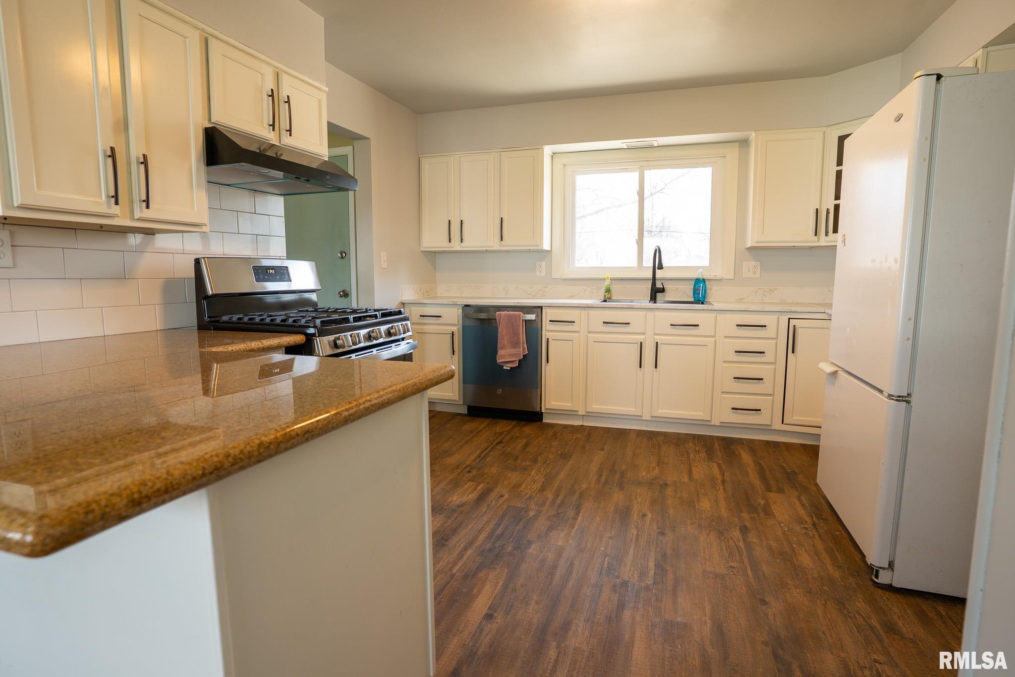 3025 Piper Road Springfield, IL 62707 - Photo 6 of 20