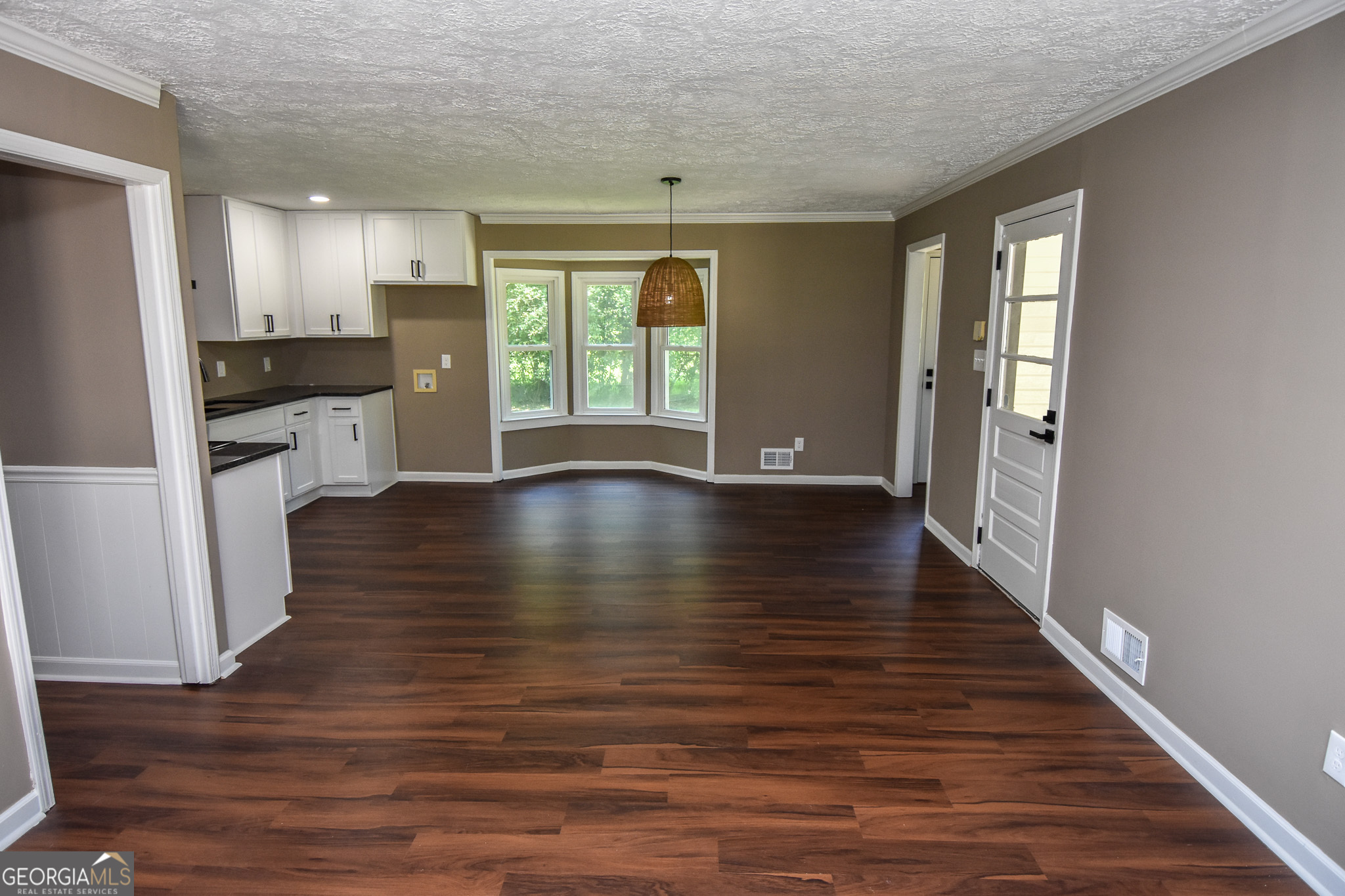 1538 Spring Valley Circle Griffin, GA 30223 - Photo 5 of 34