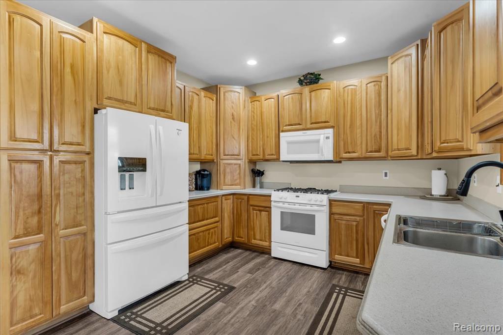 27520 West Road Romulus, MI 48174 - Photo 33 of 71