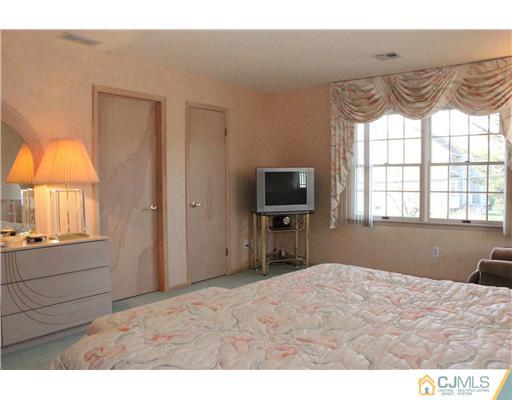 370 Rahway Road Edison, NJ 08820 - Photo 12 of 24 Gallery Image 12