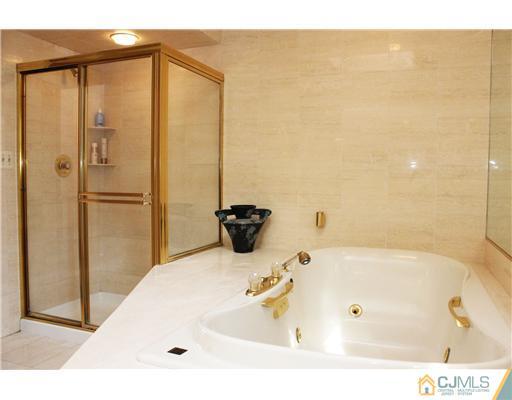 370 Rahway Road Edison, NJ 08820 - Photo 14 of 24 Gallery Image 14