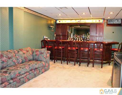 370 Rahway Road Edison, NJ 08820 - Photo 19 of 24 Gallery Image 19