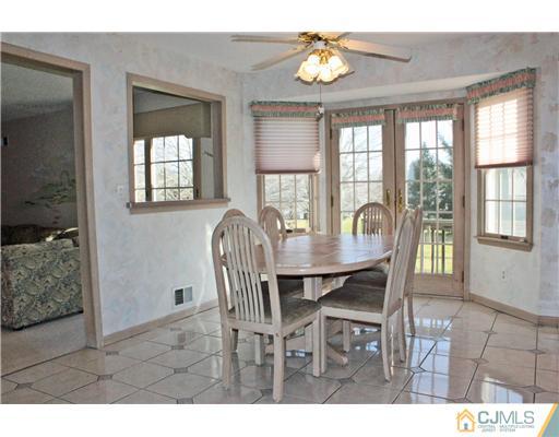 370 Rahway Road Edison, NJ 08820 - Photo 9 of 24 Gallery Image 9