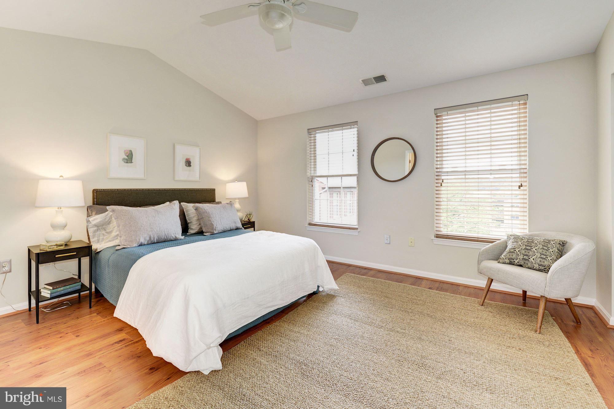 2789 24th Road South Arlington, VA 22206 - Photo 7 of 13 Spacious Master Bedroom ft. 10ft. Ceilings!
