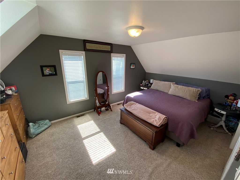 158 Southwest 4th Street Chehalis, WA 98532 - Photo 14 of 26 Gallery Image 14
