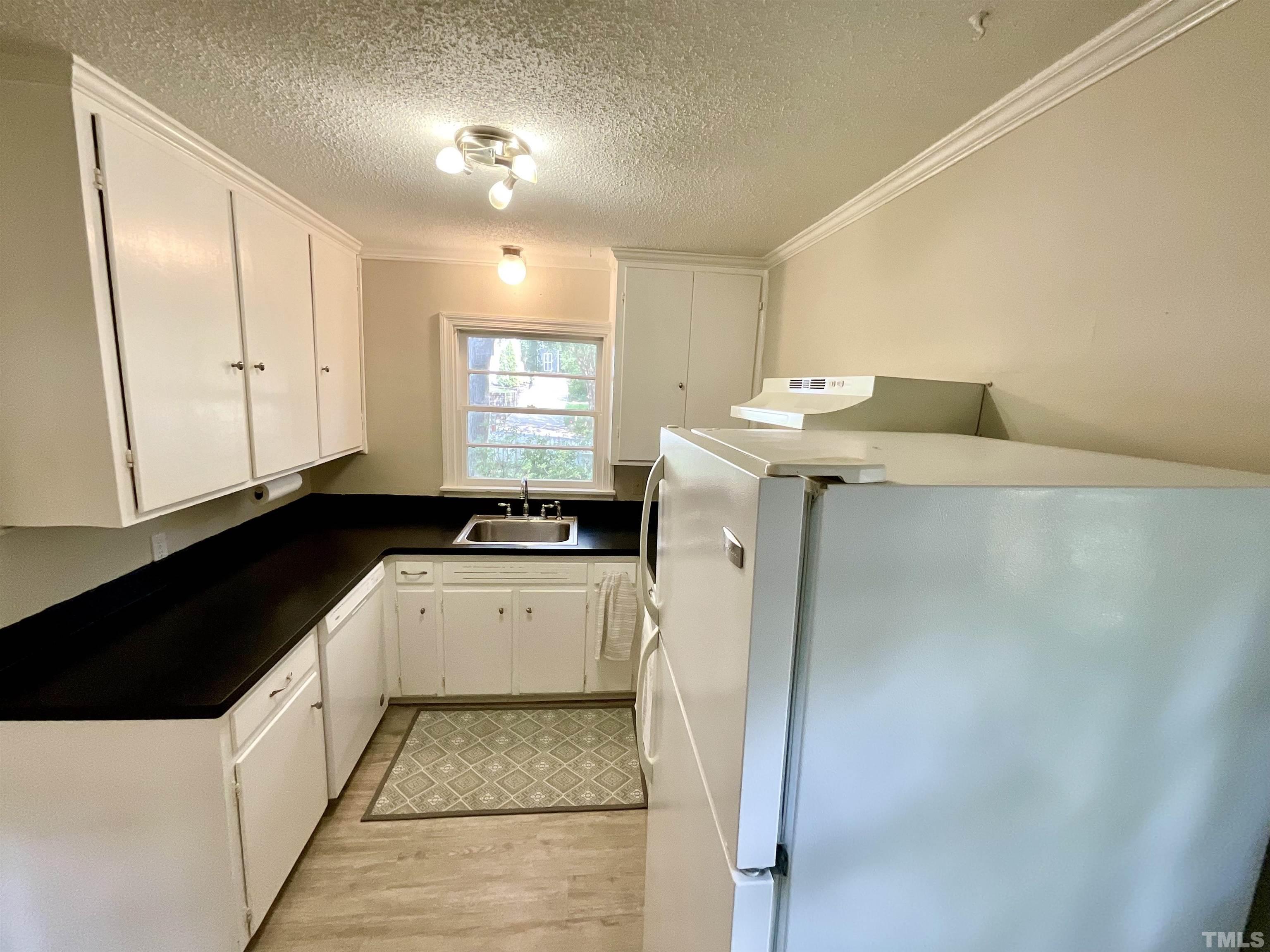 308 Glascock Street Raleigh, NC 27604 - Photo 4 of 18