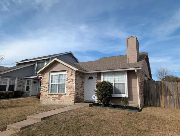 $1,795 | 9908 Lone Eagle Drive, Fort Worth, TX 76108