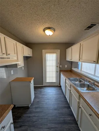 $1,795 | 9908 Lone Eagle Drive, Fort Worth, TX 76108