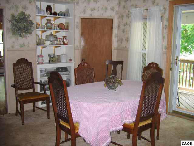 370 North Baldwin Road Owosso, MI 48867 - Photo 6 of 9 44739-5.JPG