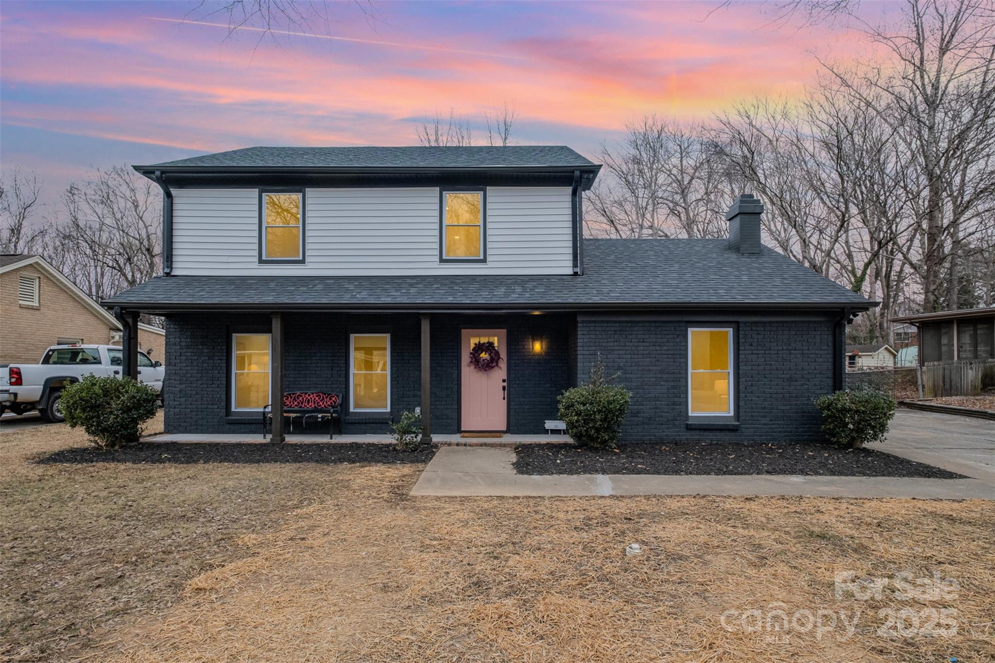 5831 Eastbrook Road Charlotte, NC 28215 - Photo 1 of 19 Gallery Image 1