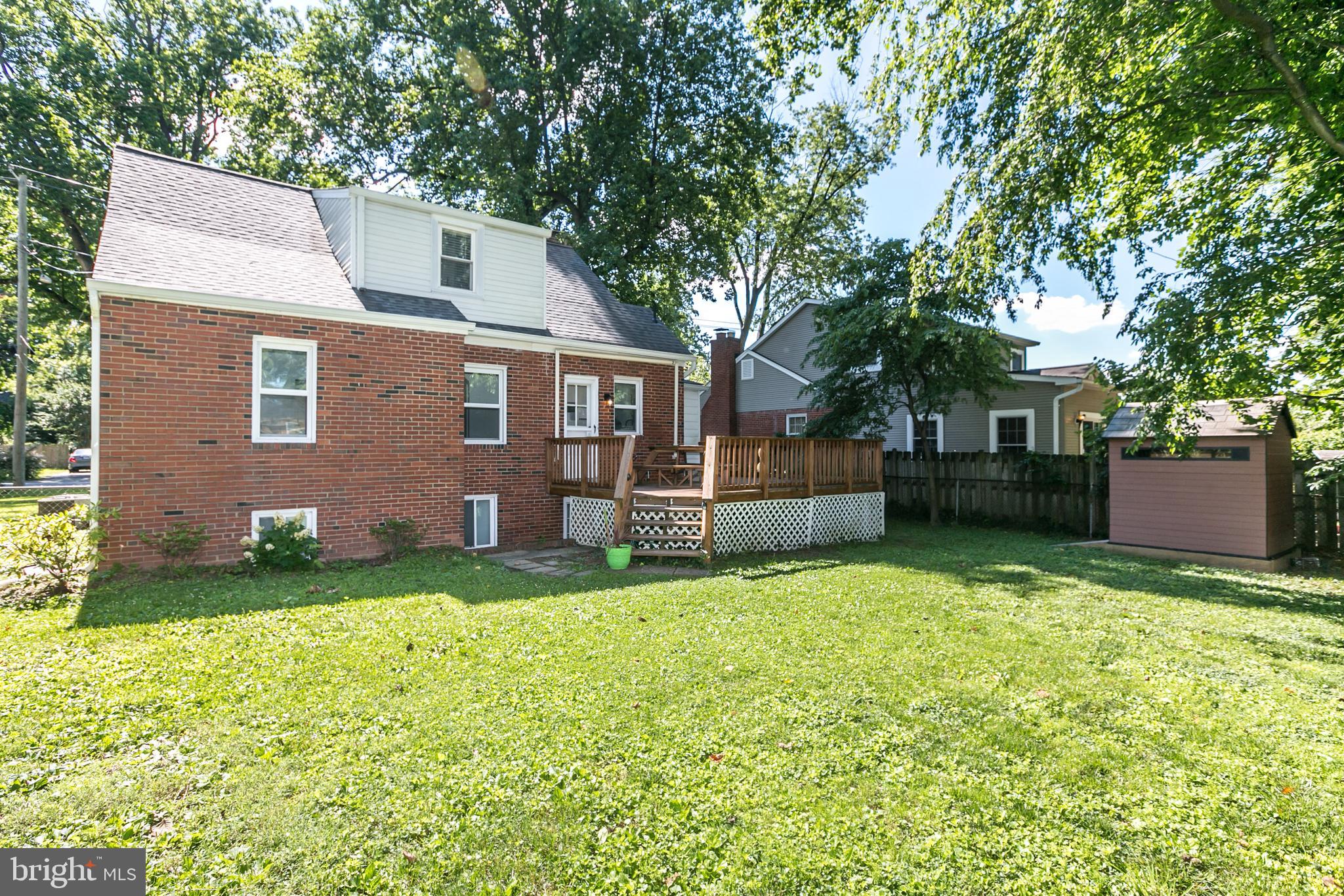 10000 Renfrew Road Silver Spring, MD 20901 - Photo 33 of 33 Rear of home with large yard