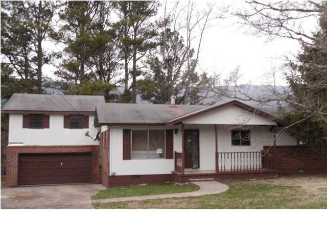887 North Maple Whitwell, TN 37397 - Photo 1 of 6 Primary Photo