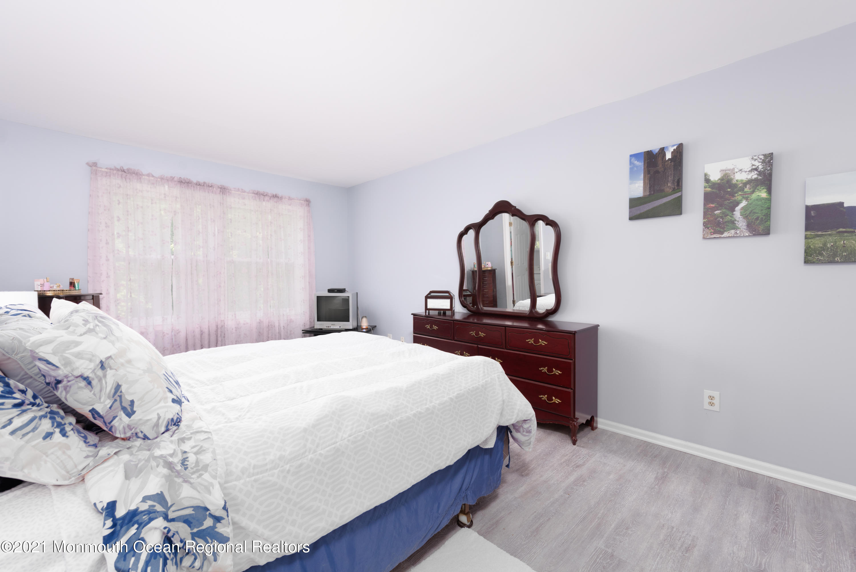 133 Lynch Road Middletown, NJ 07748 - Photo 14 of 34 BAP_2927-Edit