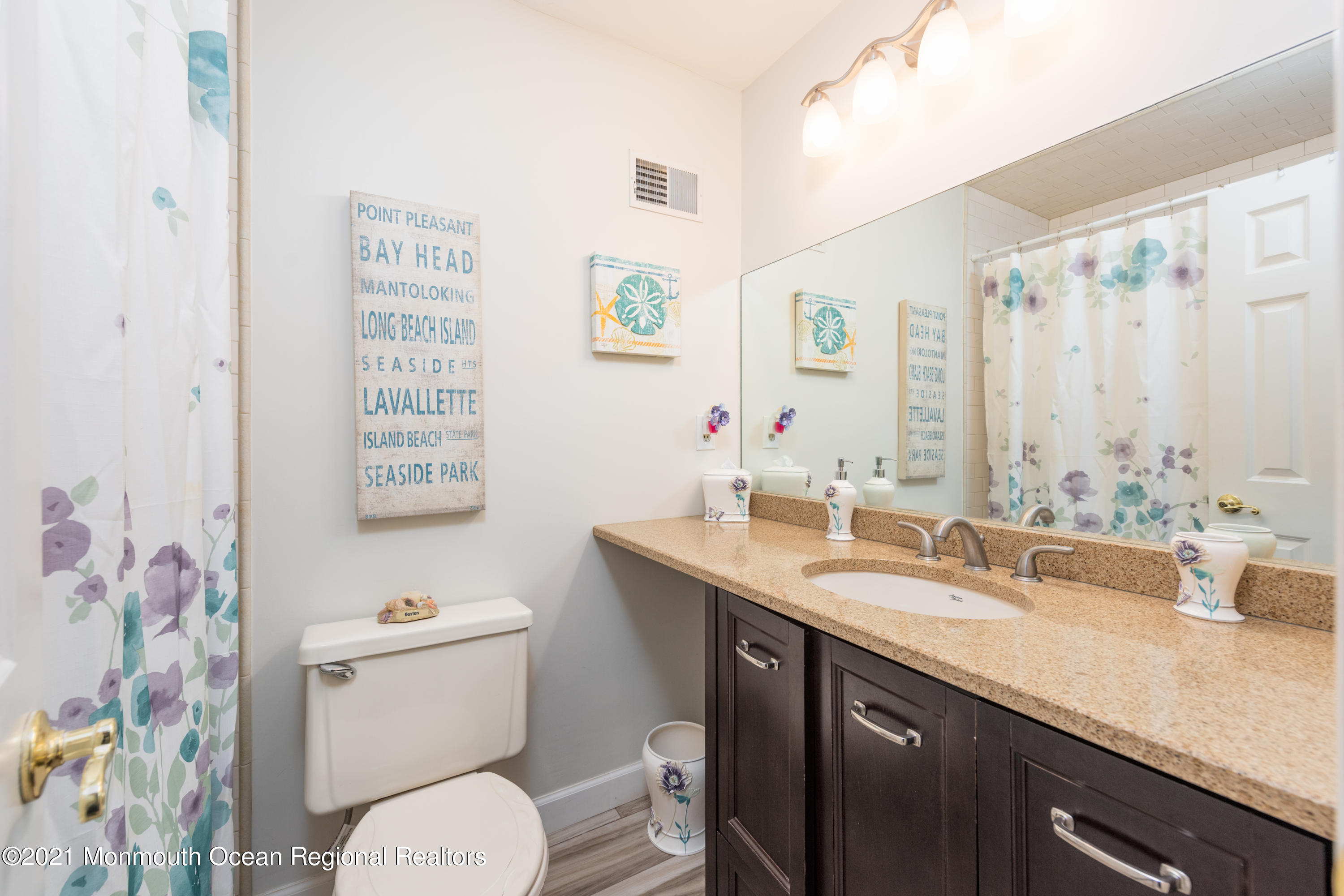 133 Lynch Road Middletown, NJ 07748 - Photo 21 of 34 BAP_2923-Edit