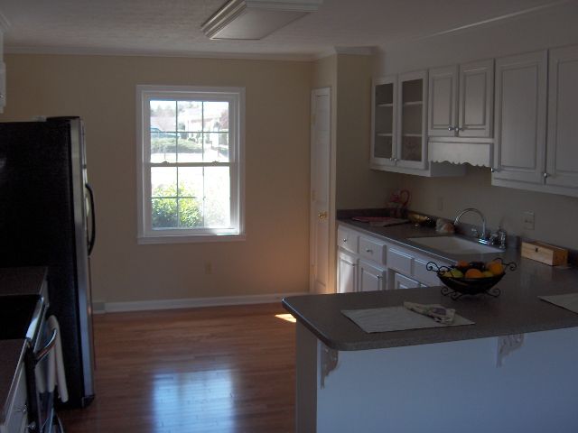 201 Roper Mountain Rd Extension Greenville, SC 29615 - Photo 3 of 9