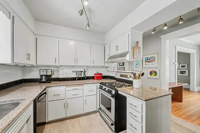 $325,000 | 814 Central Avenue, Red Wing, MN 55066