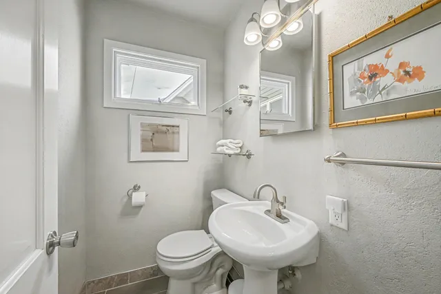 $325,000 | 814 Central Avenue, Red Wing, MN 55066