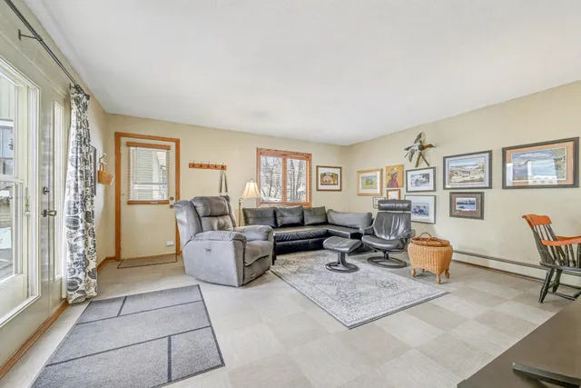 $325,000 | 814 Central Avenue, Red Wing, MN 55066