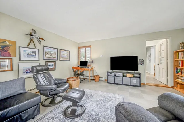 $325,000 | 814 Central Avenue, Red Wing, MN 55066