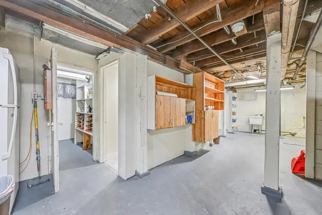 $325,000 | 814 Central Avenue, Red Wing, MN 55066