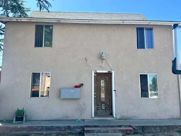 $490,000 | 156 West Ventura Street, Dinuba, CA 93618