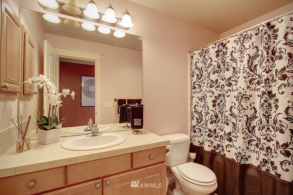 23505 8th Drive Southeast Bothell, WA 98021 - Photo 16 of 21 Gallery Image 16