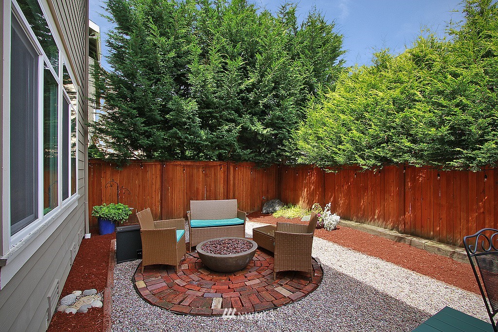 23505 8th Drive Southeast Bothell, WA 98021 - Photo 18 of 21 Gallery Image 18