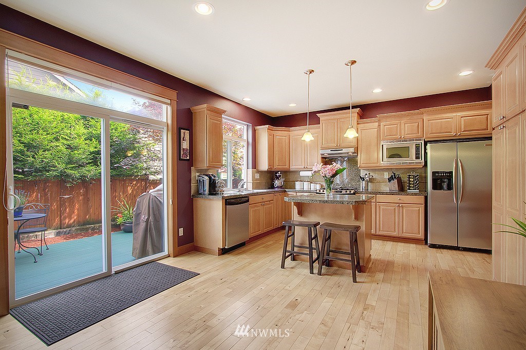 23505 8th Drive Southeast Bothell, WA 98021 - Photo 7 of 21 Gallery Image 7