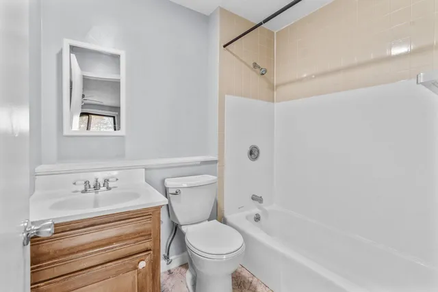 $349,000 | 800 Bearses Way, Unit 3NF, Hyannis, MA 02601