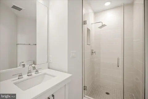$824,900 | 3035 15th Street Northwest, Unit 401PH, Washington, DC 20009